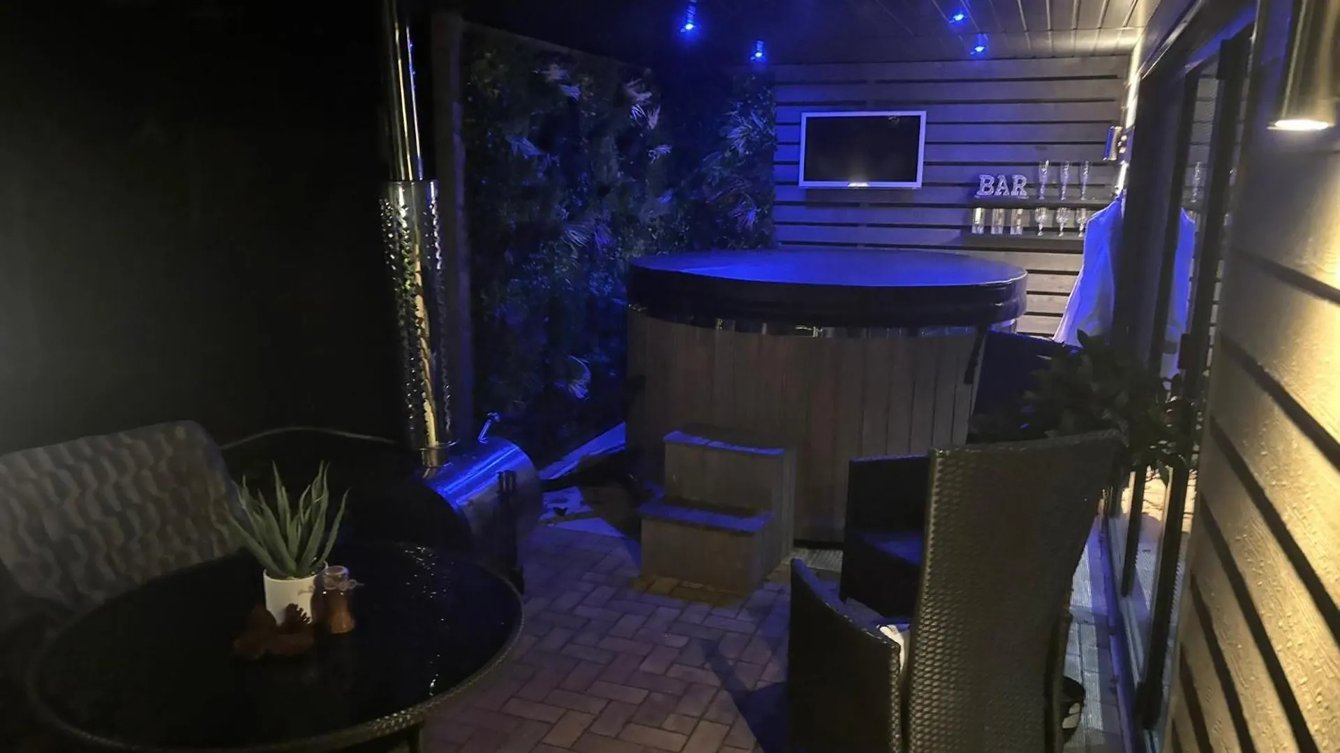 Sheffield-Apartment-Sleeps4-Parking-Hottub 0*, 谢菲尔德 英国